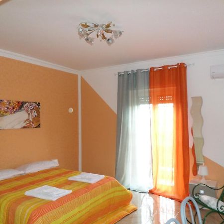 B&B Villino Lory Марино Стая снимка