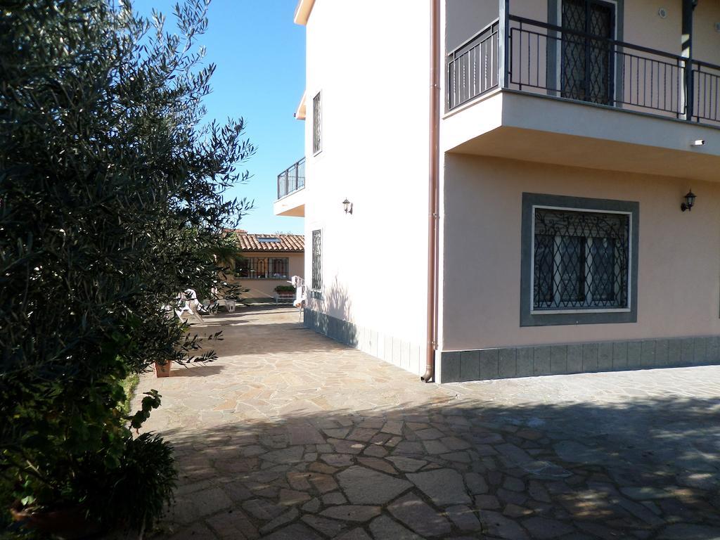 B&B Villino Lory Марино Екстериор снимка