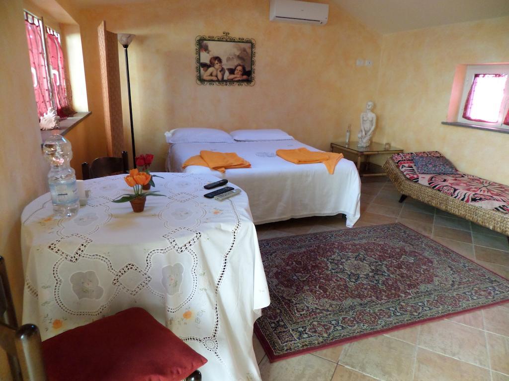 B&B Villino Lory Марино Стая снимка